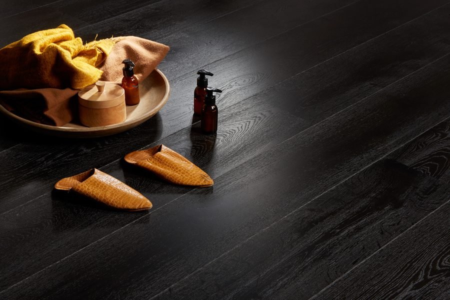 Black — Riva Spain European White Oak