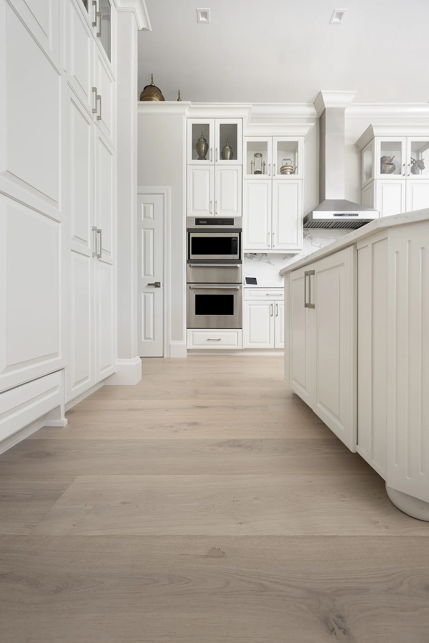 Crystal flooring detail Colliers Reserve