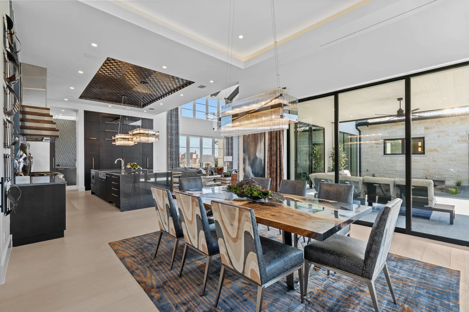 Pearl hardwood in Texas Hill Country interior